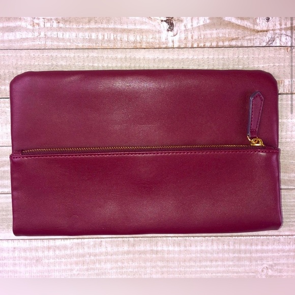 NEW Old Navy Maroon Burgundy Faux Leather Cloth Handbag Purse Tote NWOT  SM 128 - Picture 3 of 10
